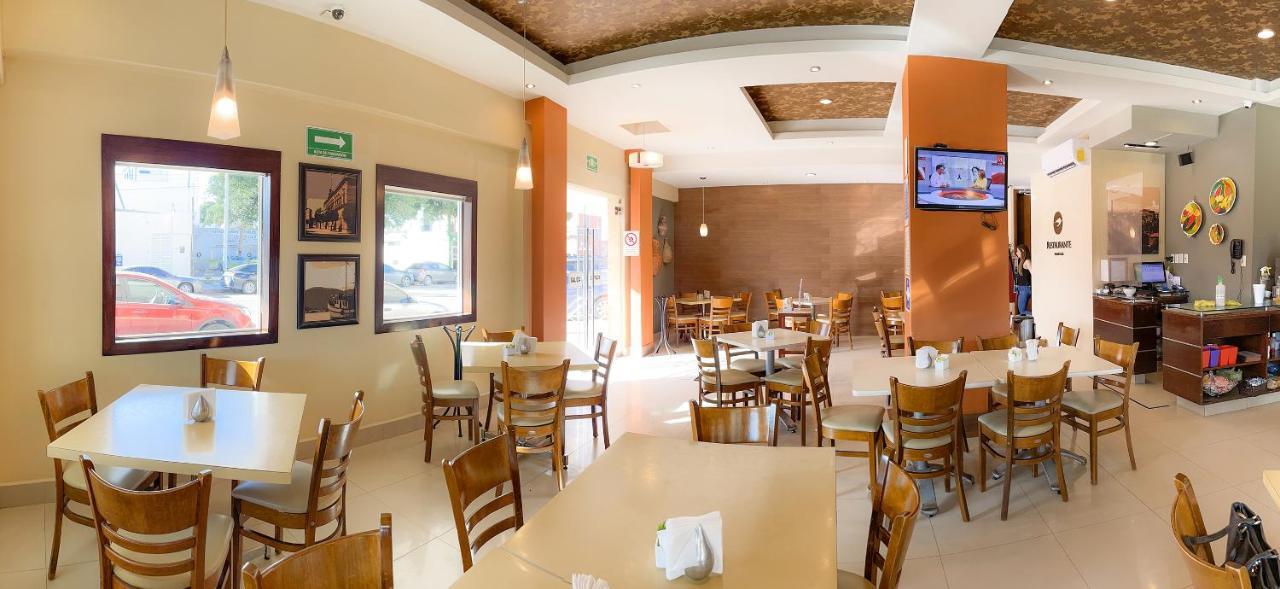 Hotel Fenix Лос-Мочис Экстерьер фото