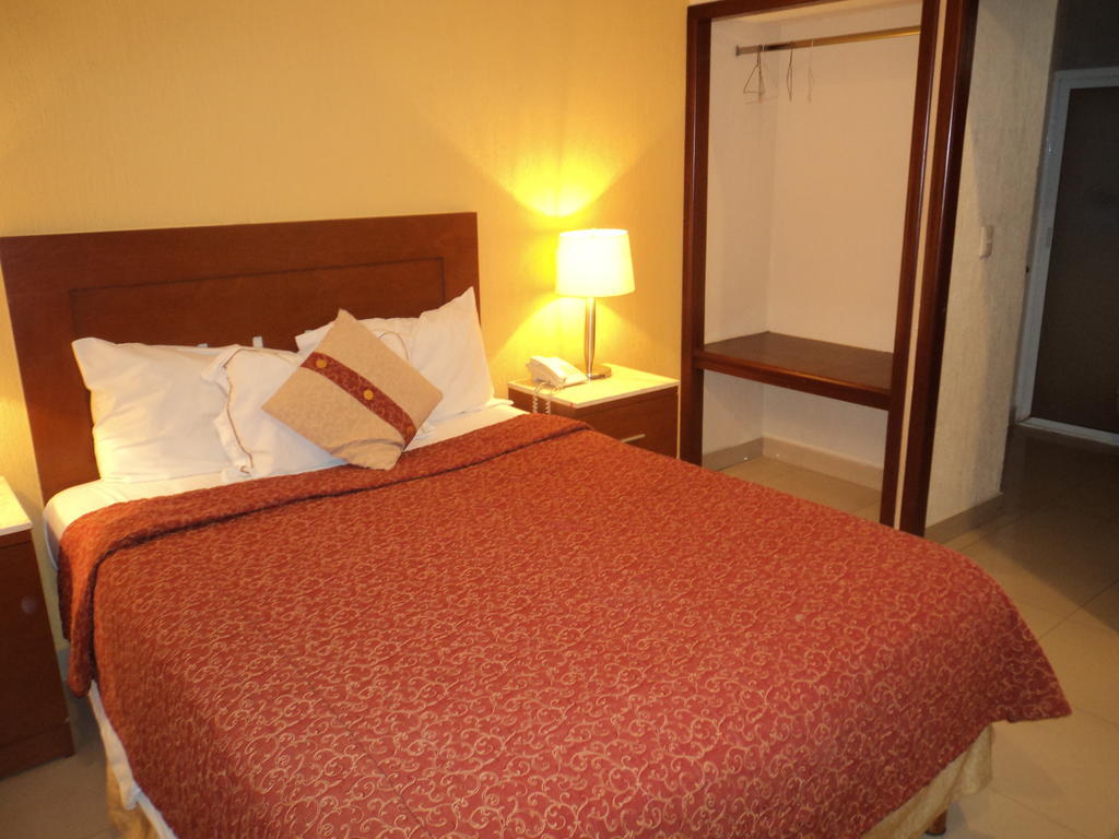 Hotel Fenix Лос-Мочис Номер фото